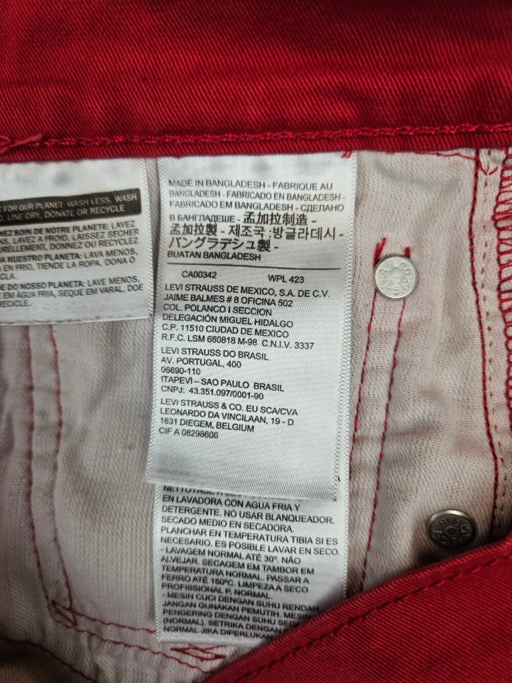 Levi's 502 Regular Taper Red Denim Jeans Mens 32x30 (34x28) - Picture 5 of 10